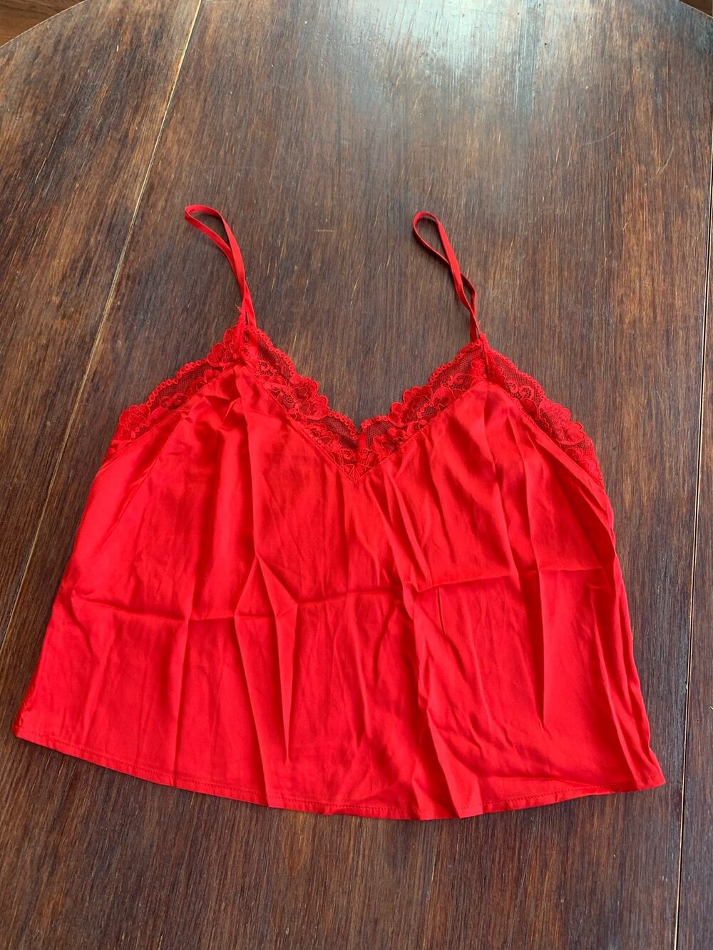 NWT Forever 21 Red Lace Trim Cami Top Size Large